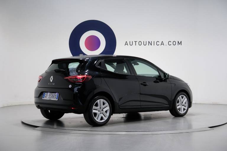 RENAULT Clio 15