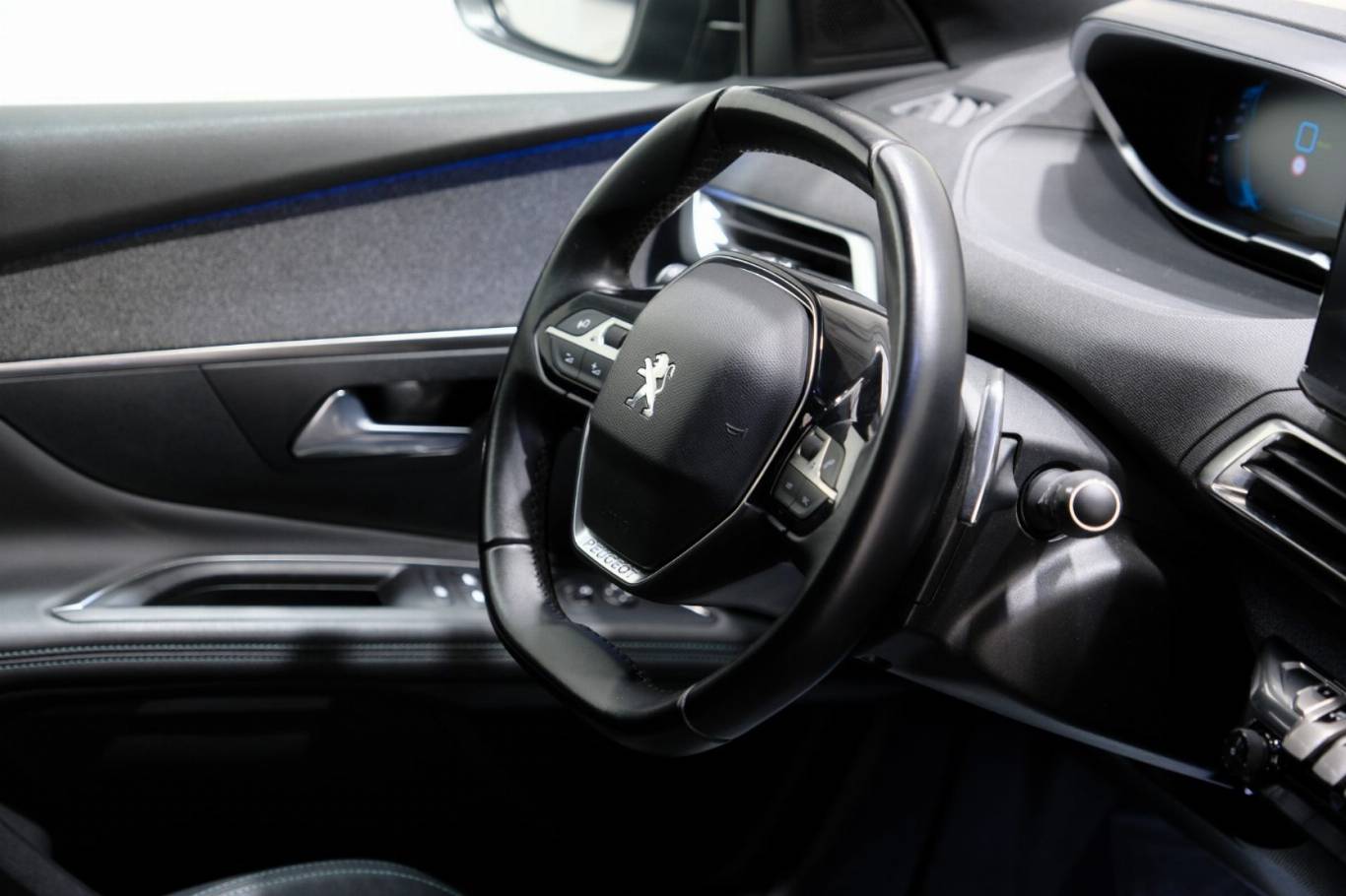 PEUGEOT 3008 58