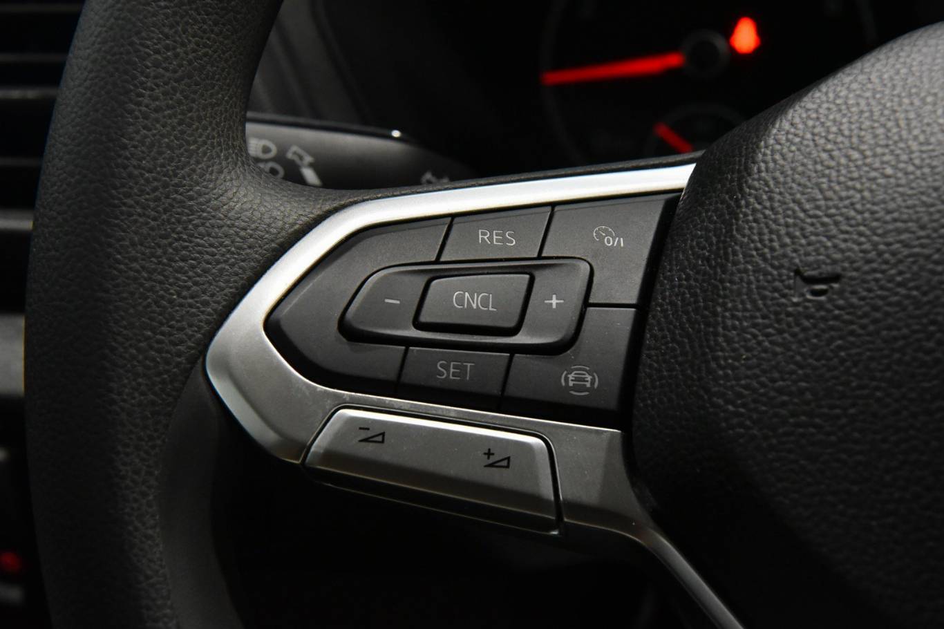 VOLKSWAGEN T-Cross 7