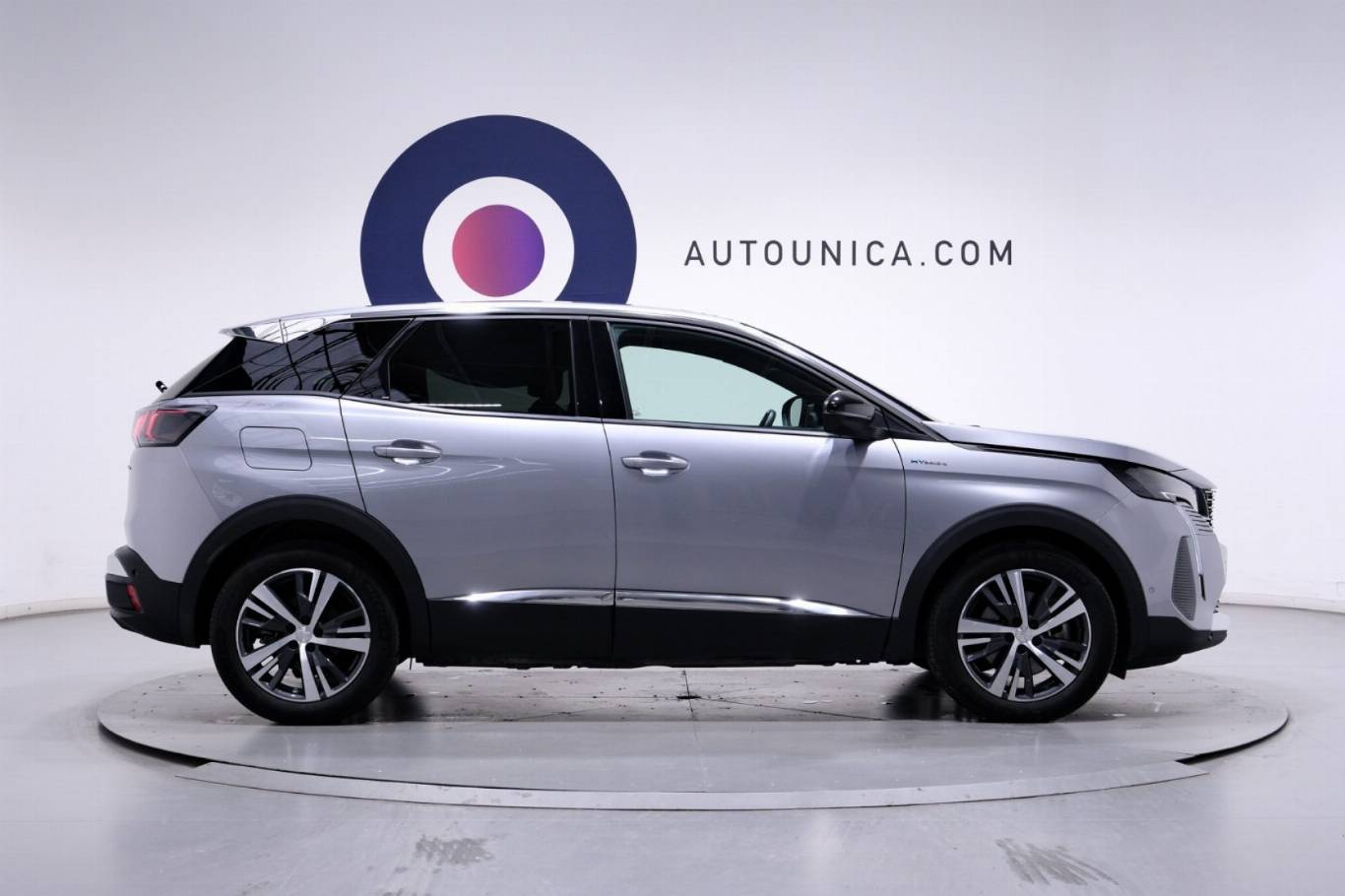 PEUGEOT 3008 4
