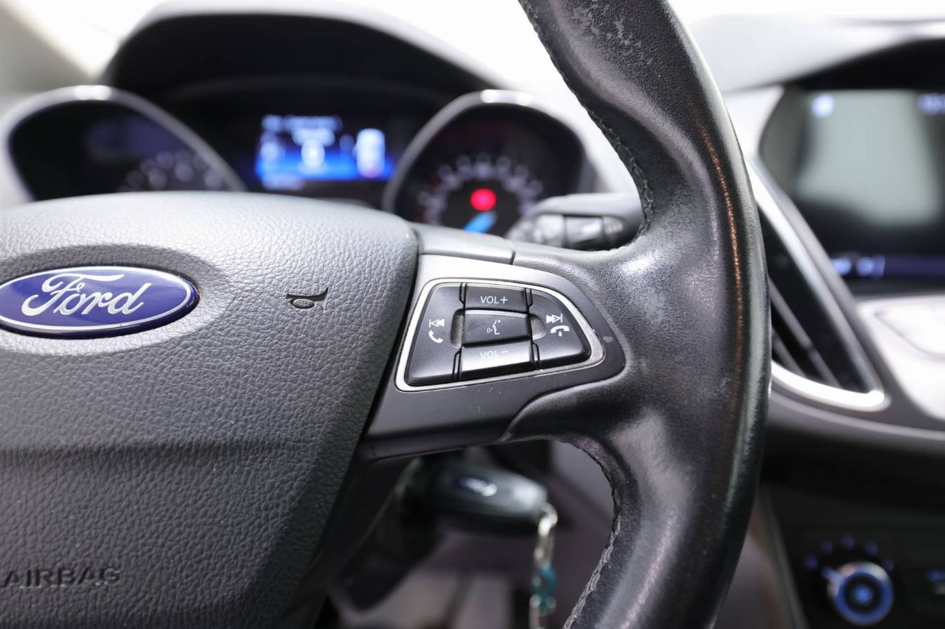 FORD C-Max 24