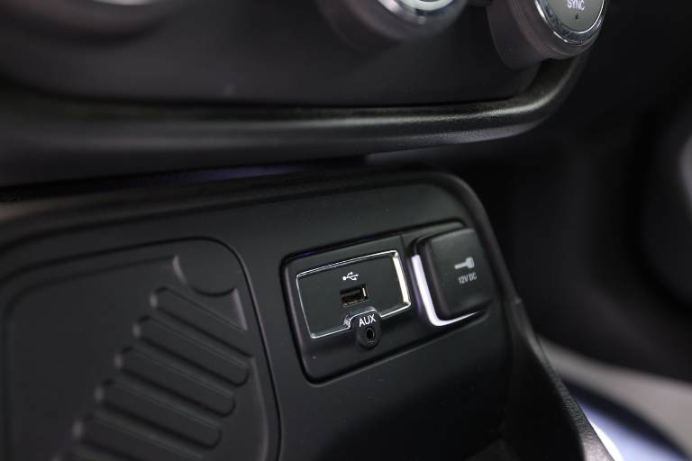 JEEP Renegade 28