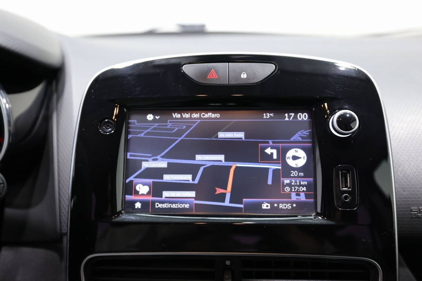 RENAULT Clio 20