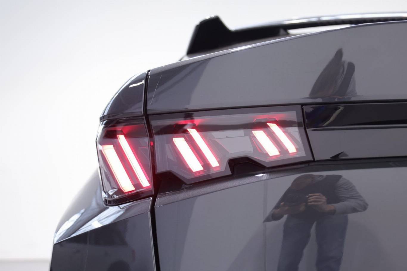 PEUGEOT 3008 46