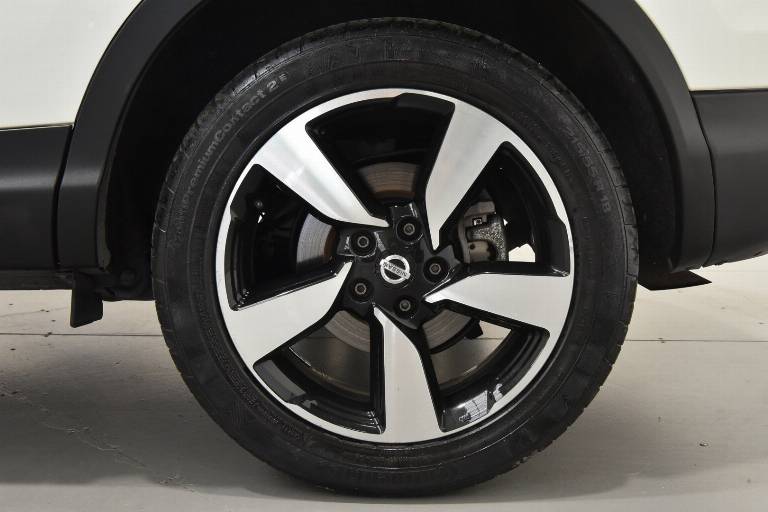 NISSAN Qashqai 15