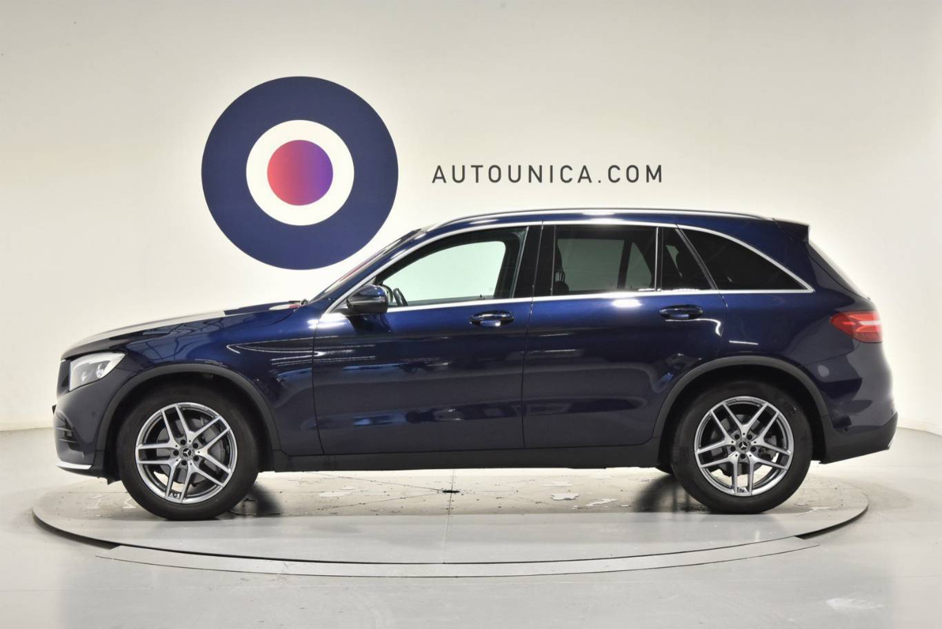 MERCEDES-BENZ GLC 220 2