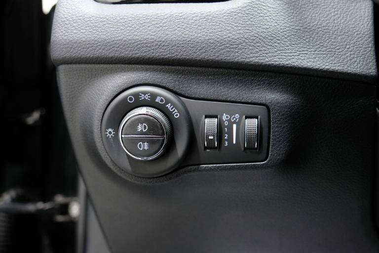 JEEP Compass 26