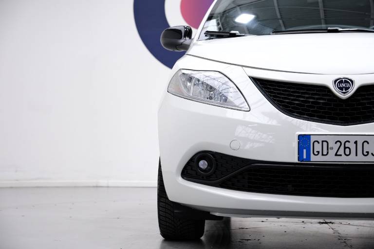LANCIA Ypsilon 36