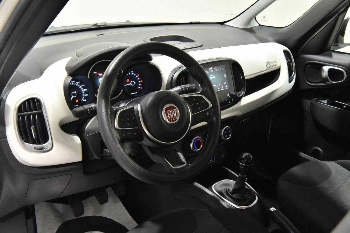 FIAT 500L 3