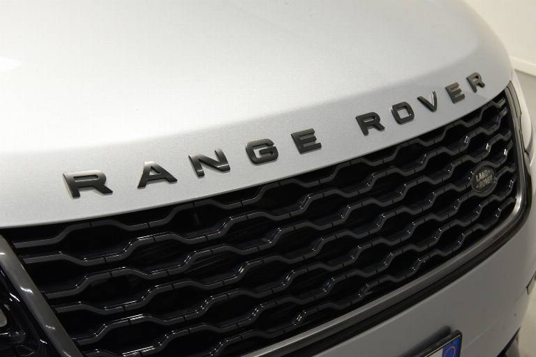 LAND ROVER Range Rover Velar 64