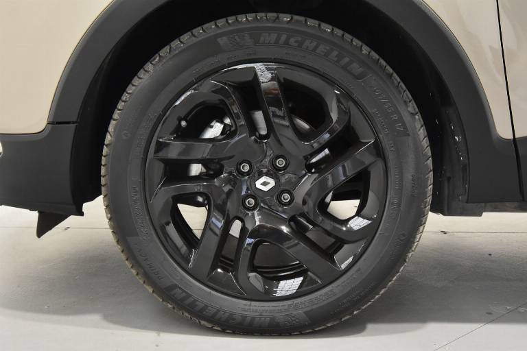 RENAULT Captur 33