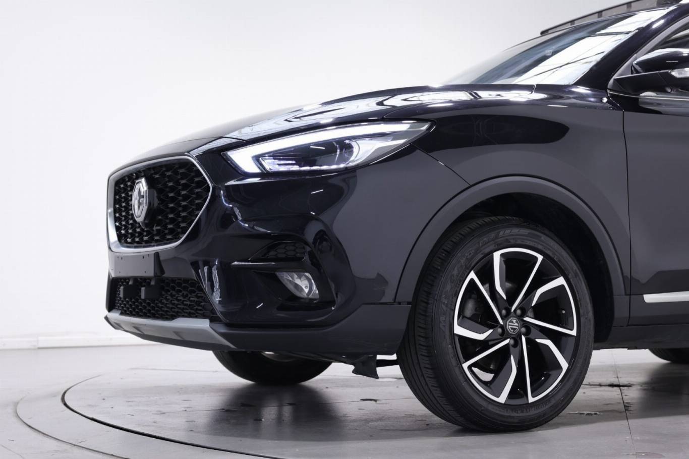 MG ZS 10