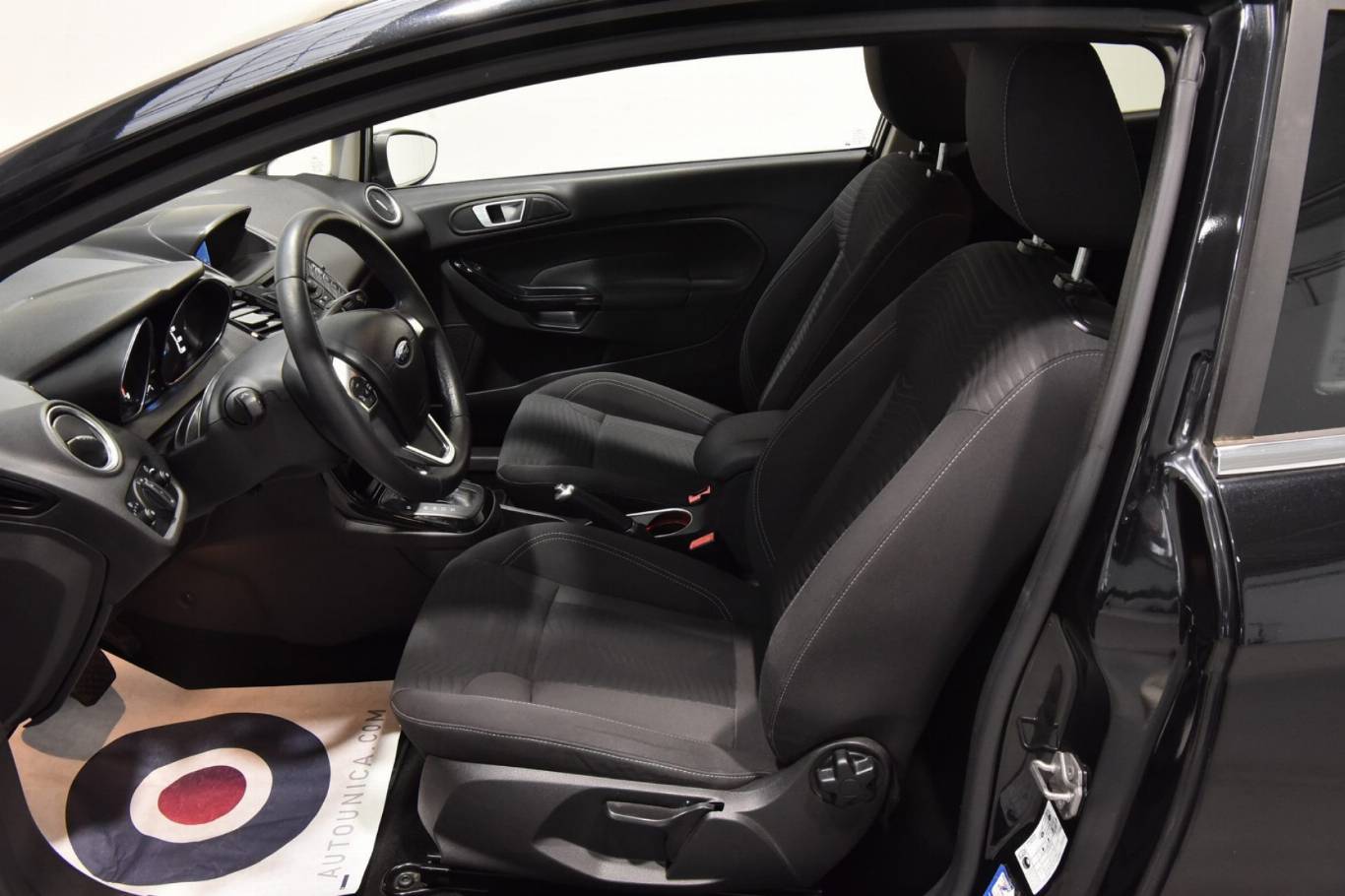 FORD Fiesta 4