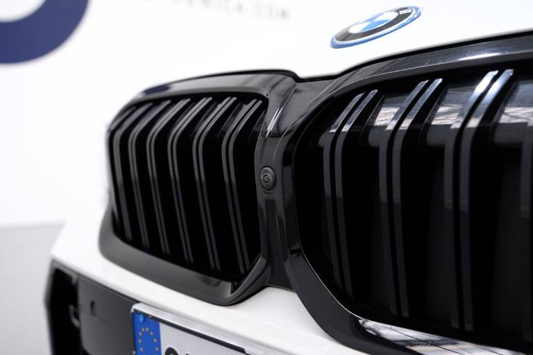 BMW 320 54