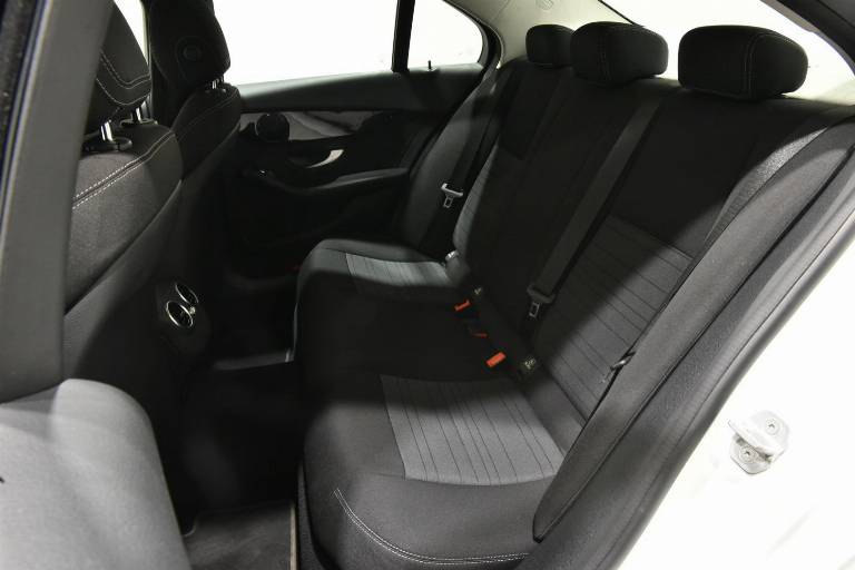 MERCEDES-BENZ C 220 19