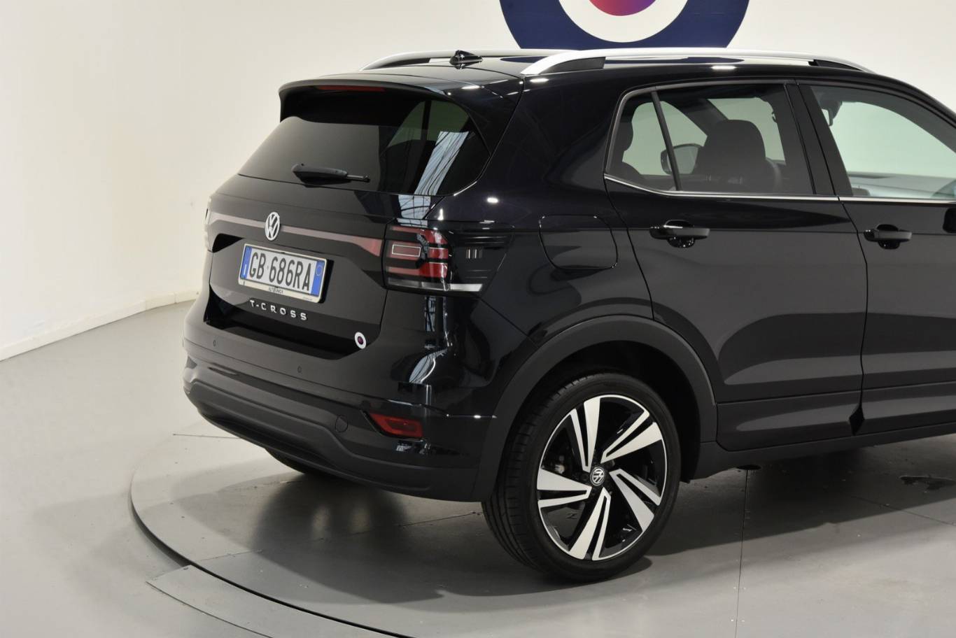 VOLKSWAGEN T-Cross 18