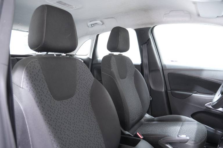 OPEL Crossland X 53