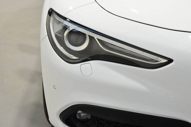 ALFA ROMEO Stelvio 17