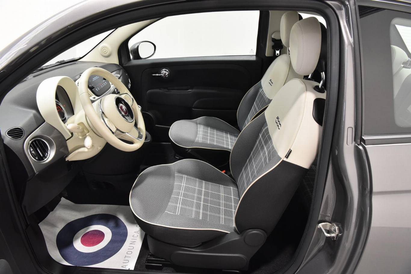 FIAT 500 4