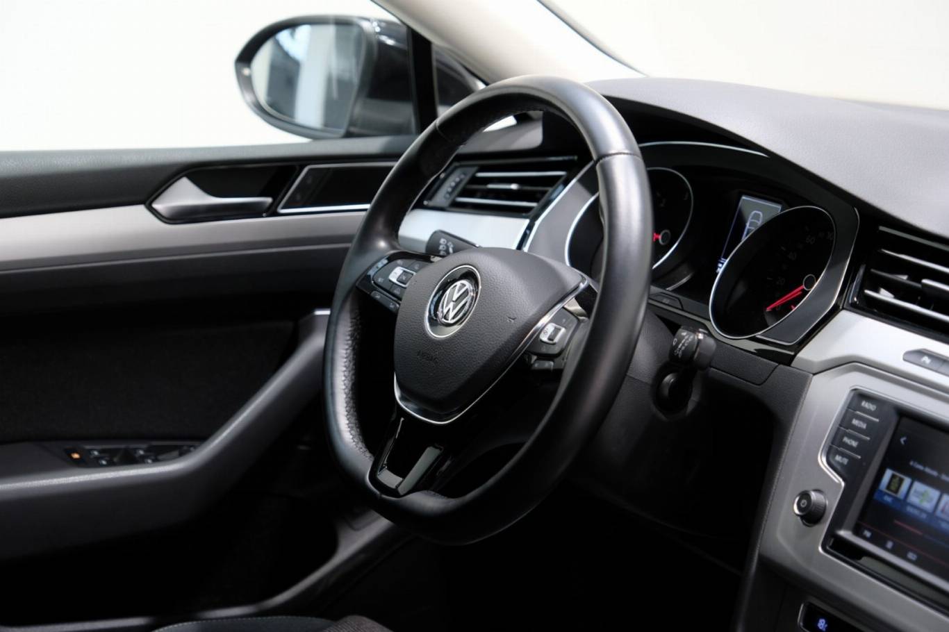 VOLKSWAGEN Passat Variant 59