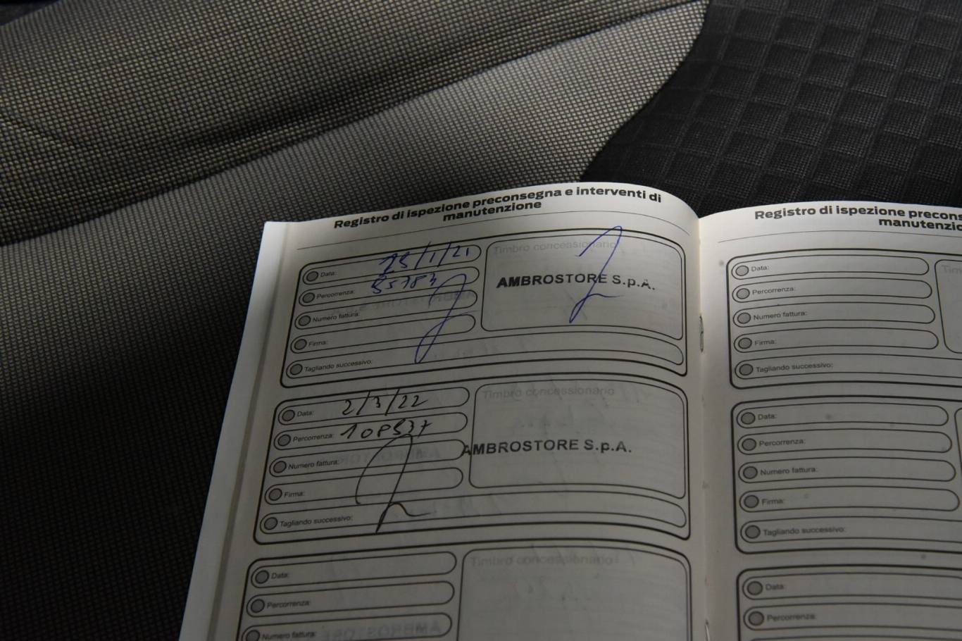 FORD Tourneo Courier 40