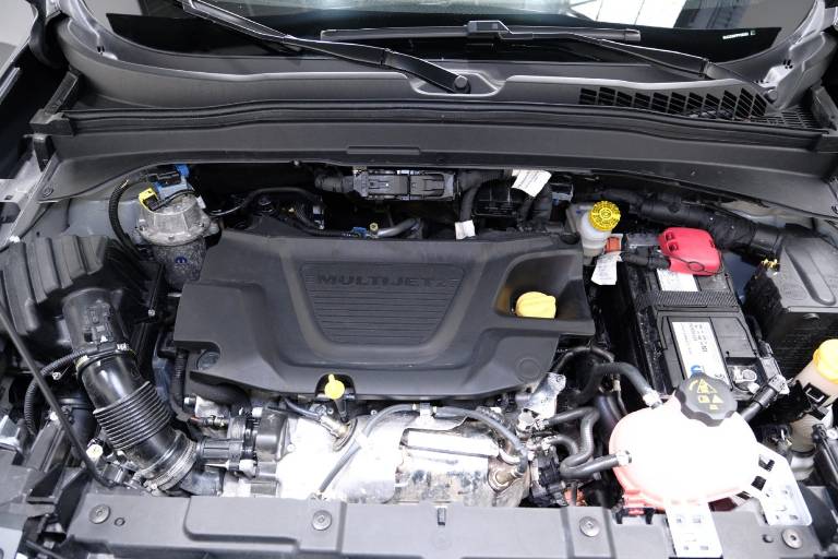 JEEP Renegade 64