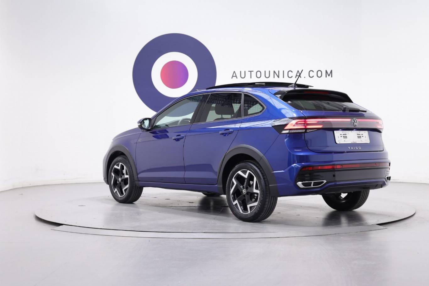 VOLKSWAGEN Taigo 18