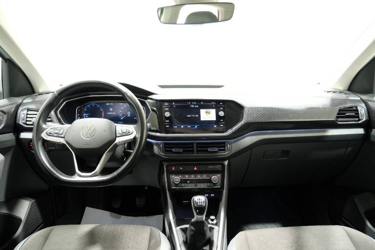 VOLKSWAGEN T-Cross 10