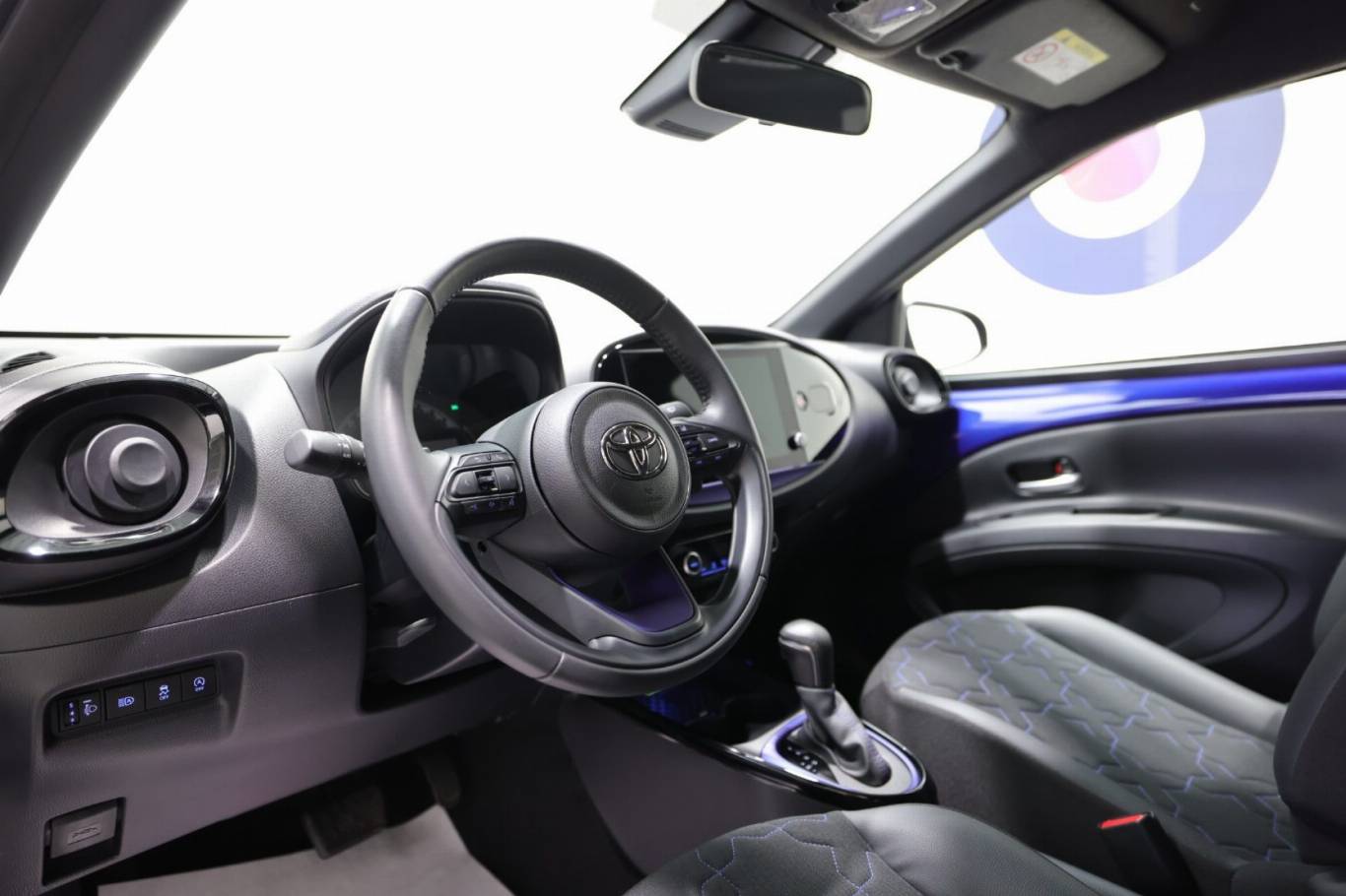 TOYOTA Aygo X 5