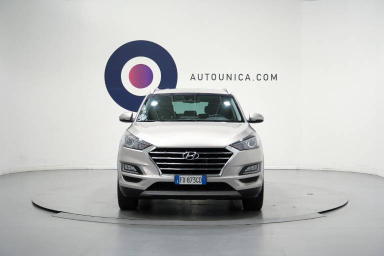 HYUNDAI Tucson 2
