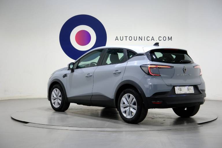RENAULT Captur 16