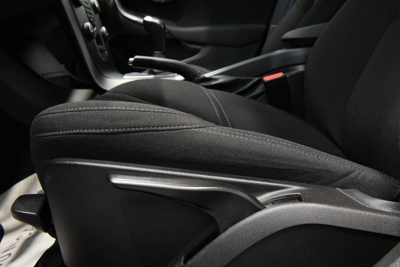 VOLVO V40 Cross Country 42