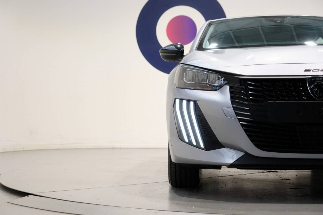 PEUGEOT 208 13