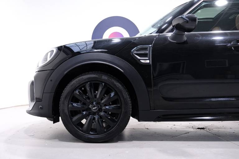 MINI Countryman 11