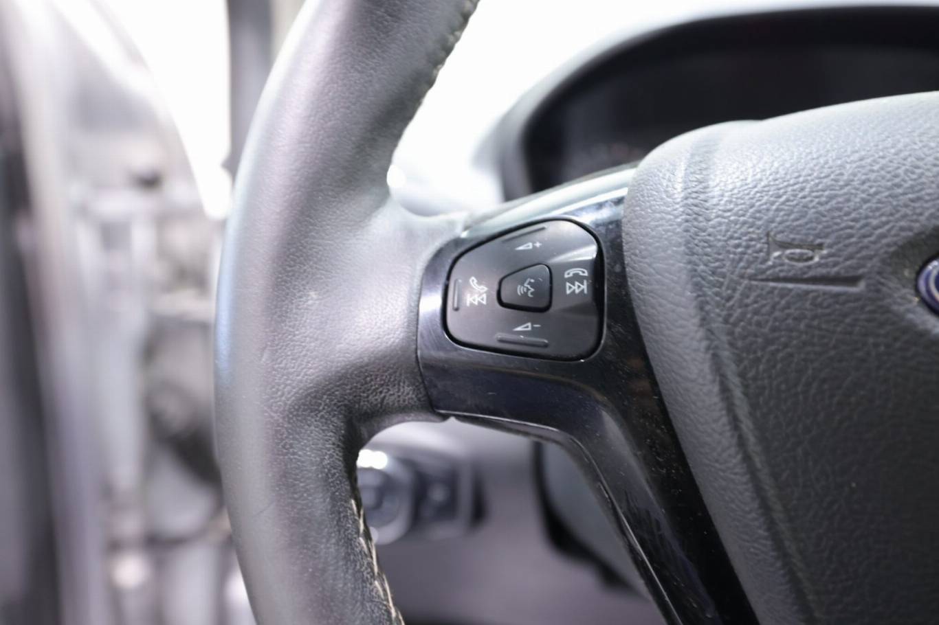 FORD Ka+ 19
