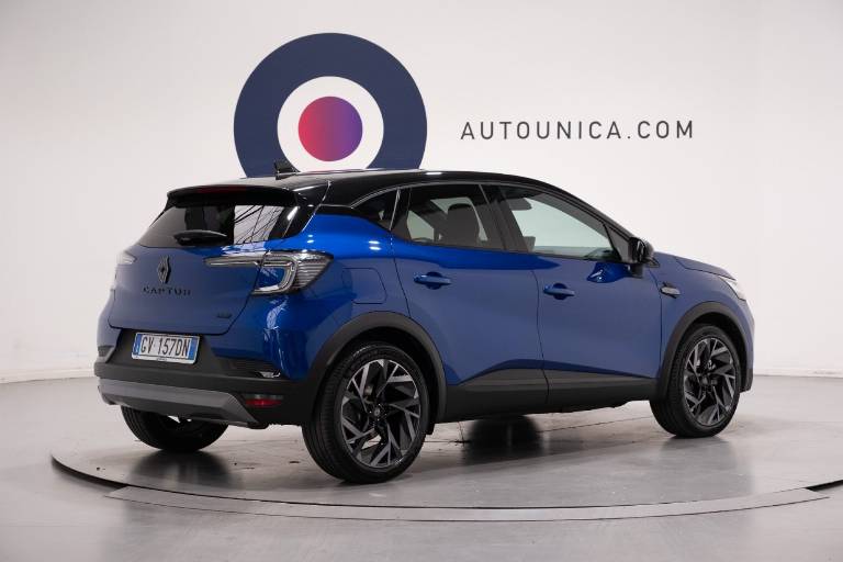 RENAULT Captur 16
