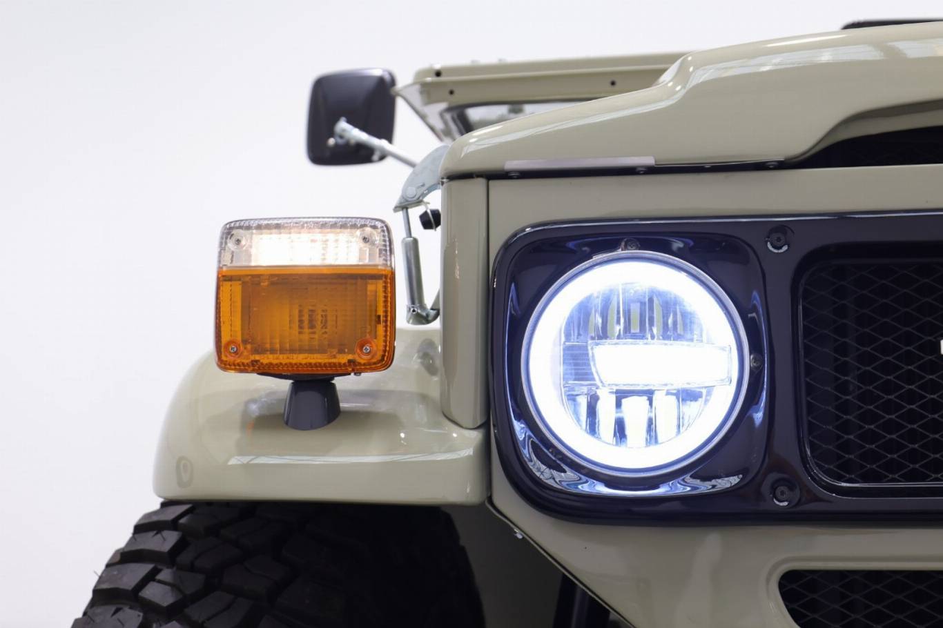 TOYOTA Land Cruiser 10
