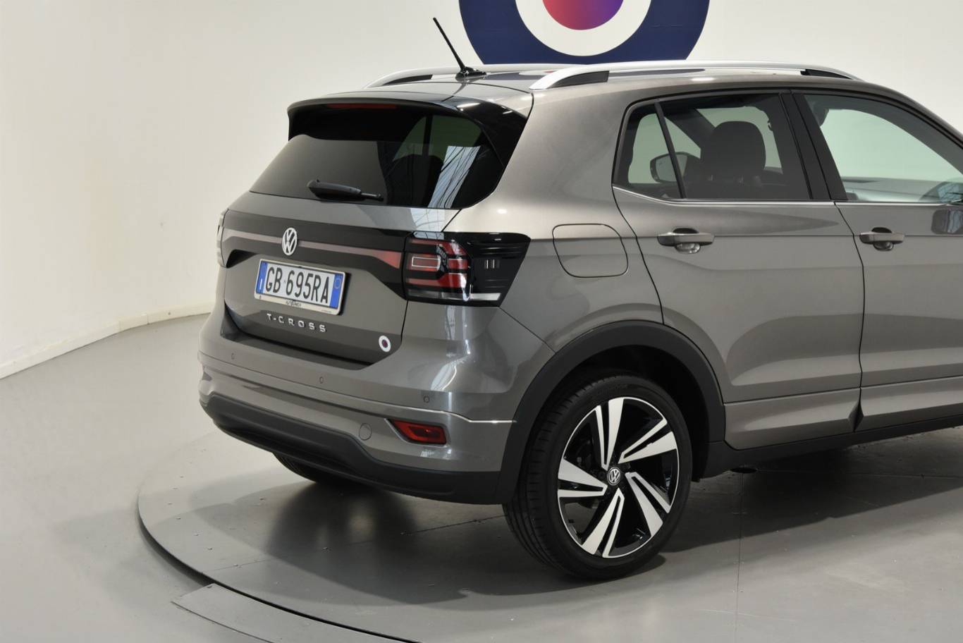 VOLKSWAGEN T-Cross 18