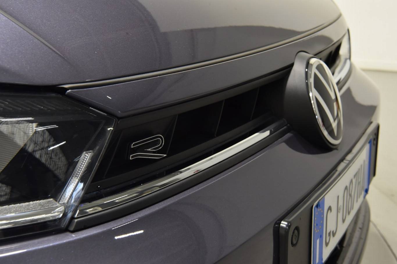 VOLKSWAGEN Polo 43