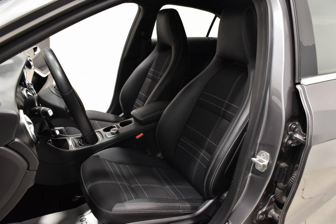 MERCEDES-BENZ A 180 4