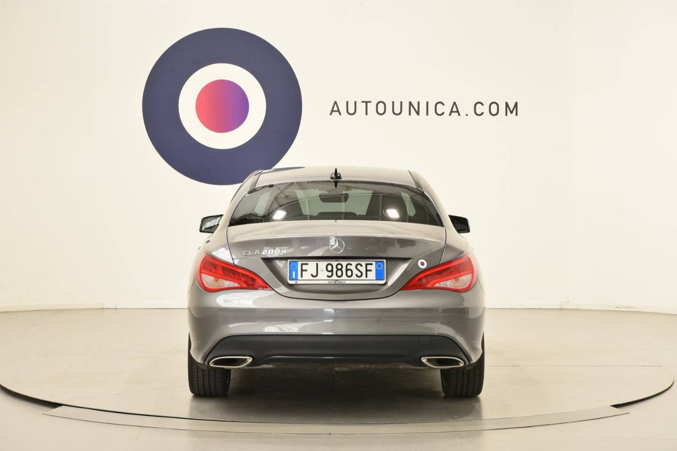 MERCEDES-BENZ CLA 200 6