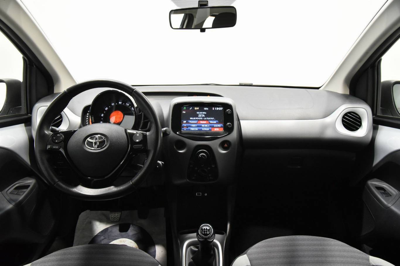 TOYOTA Aygo 22