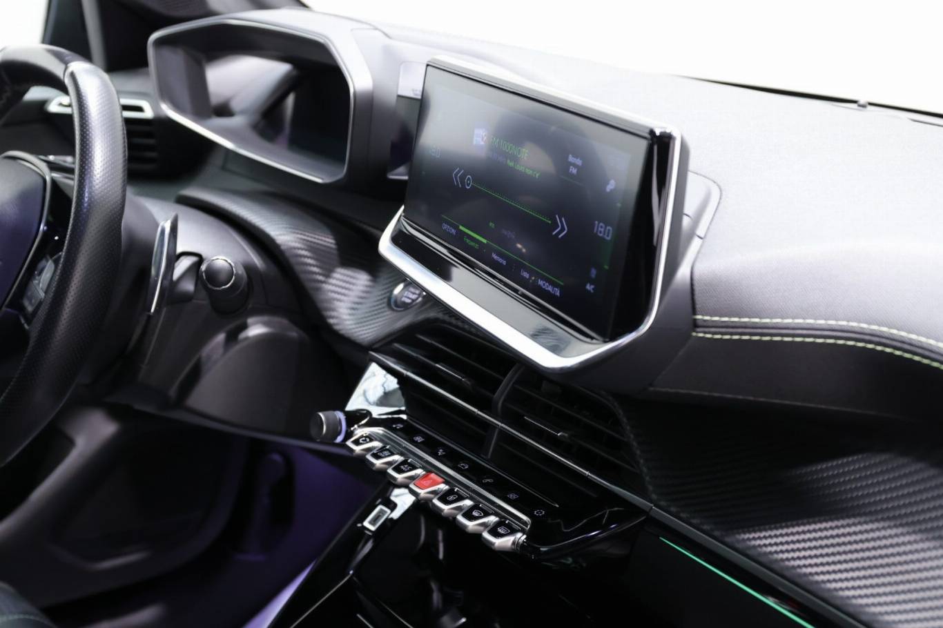PEUGEOT 208 52