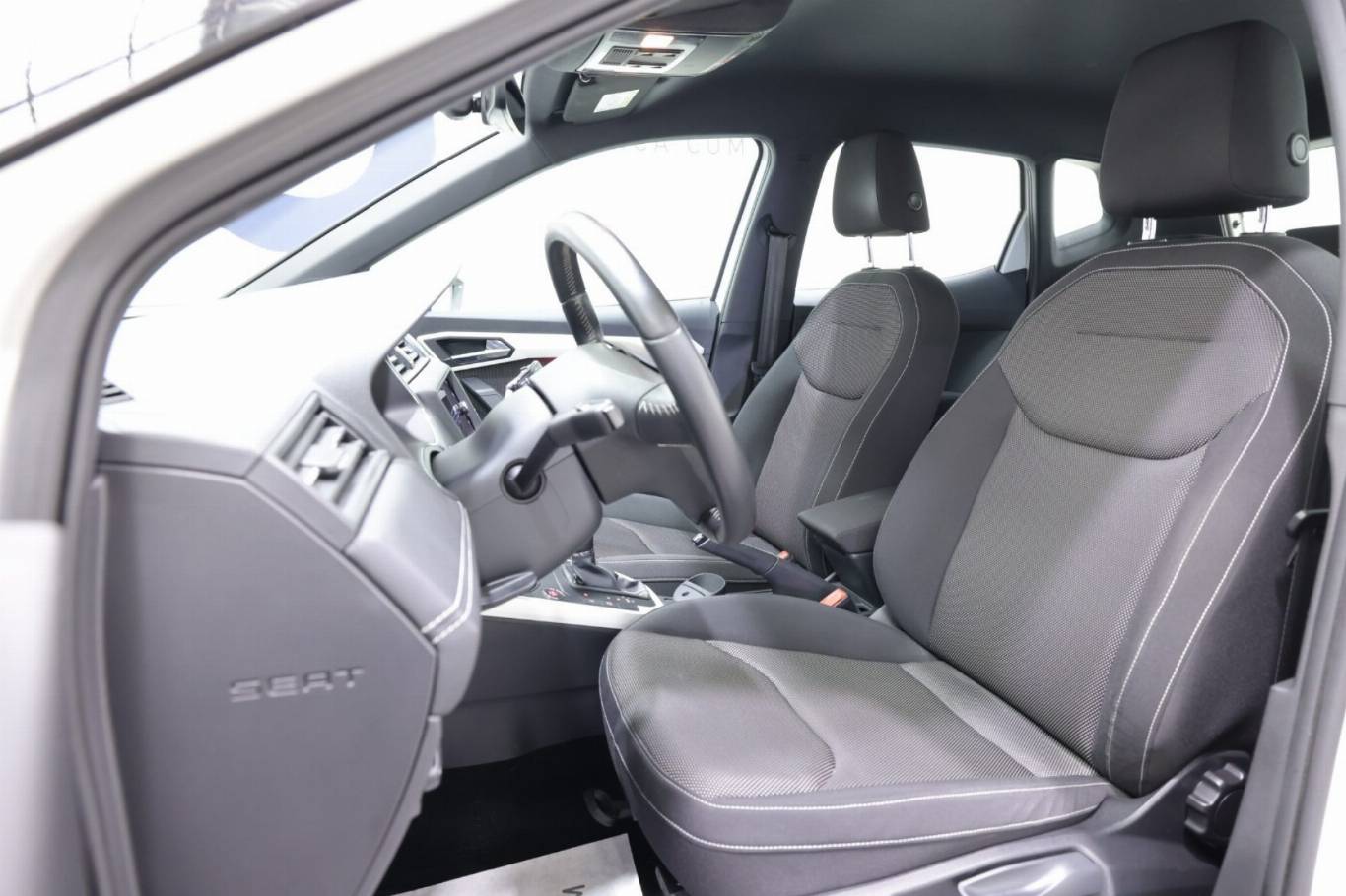 SEAT Arona 6