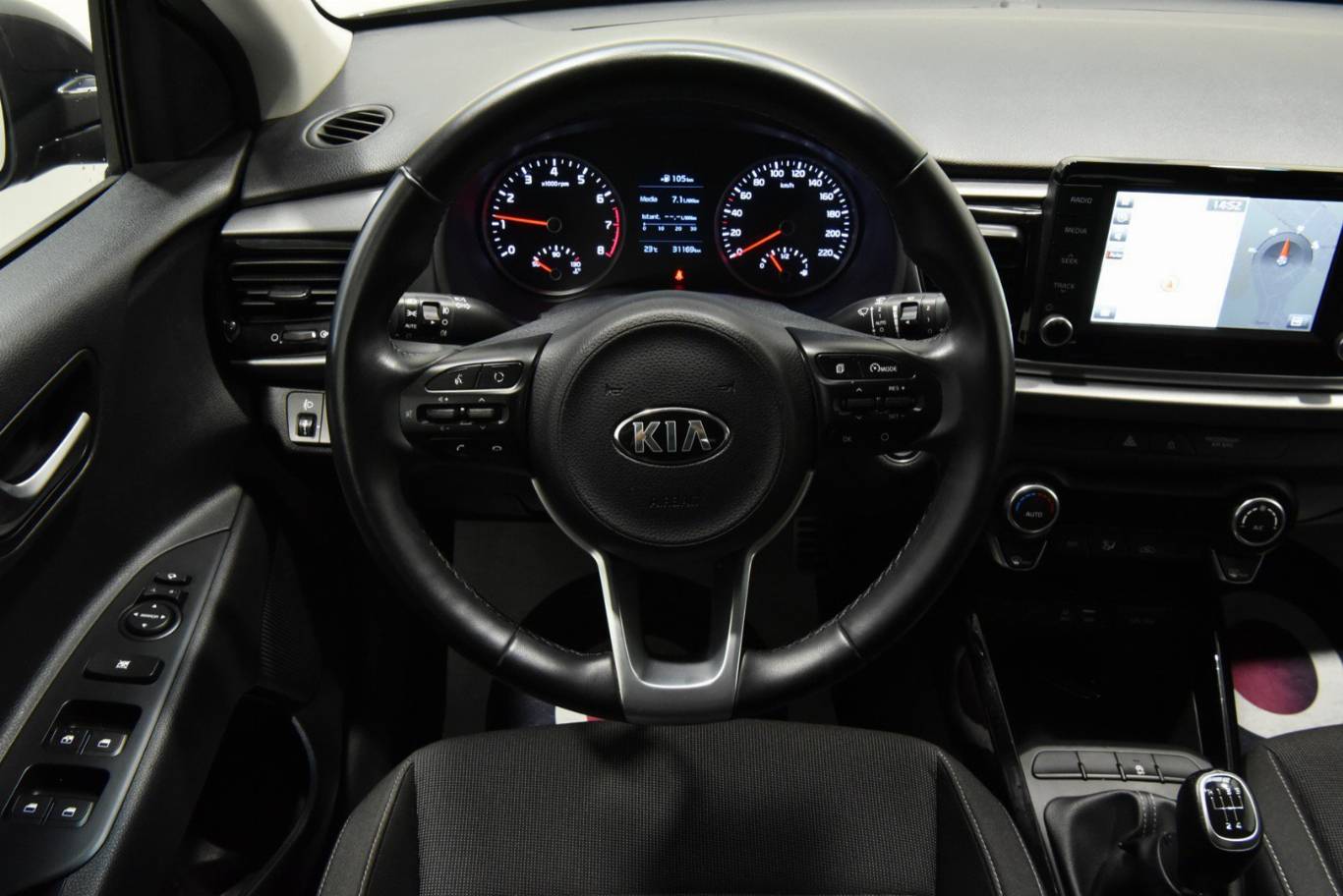 KIA Rio 23
