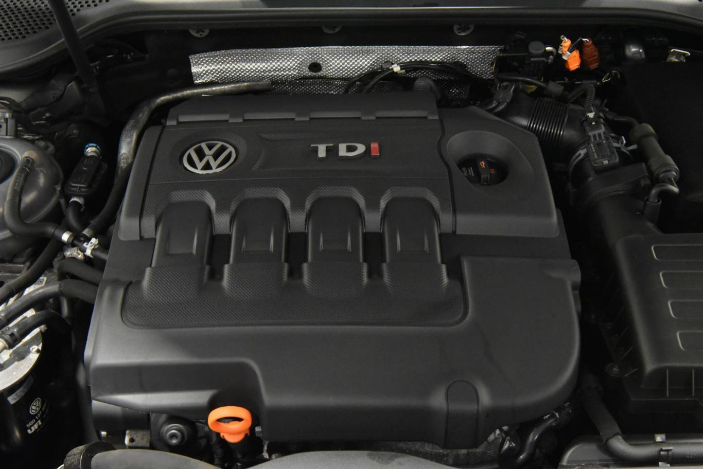 VOLKSWAGEN Golf 14