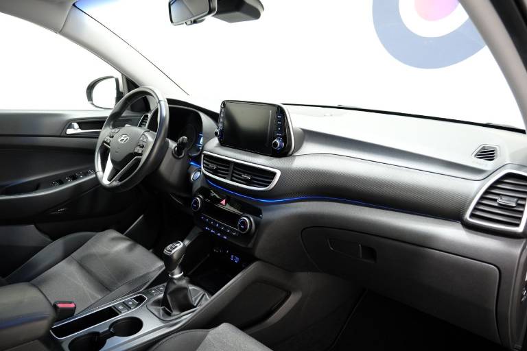 HYUNDAI Tucson 57