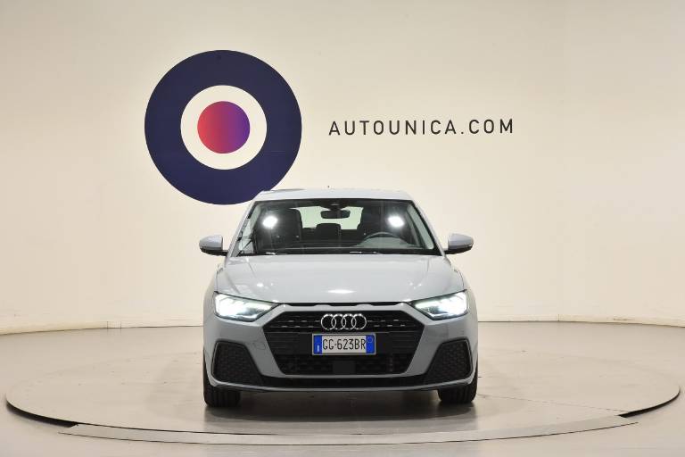 AUDI A1 2