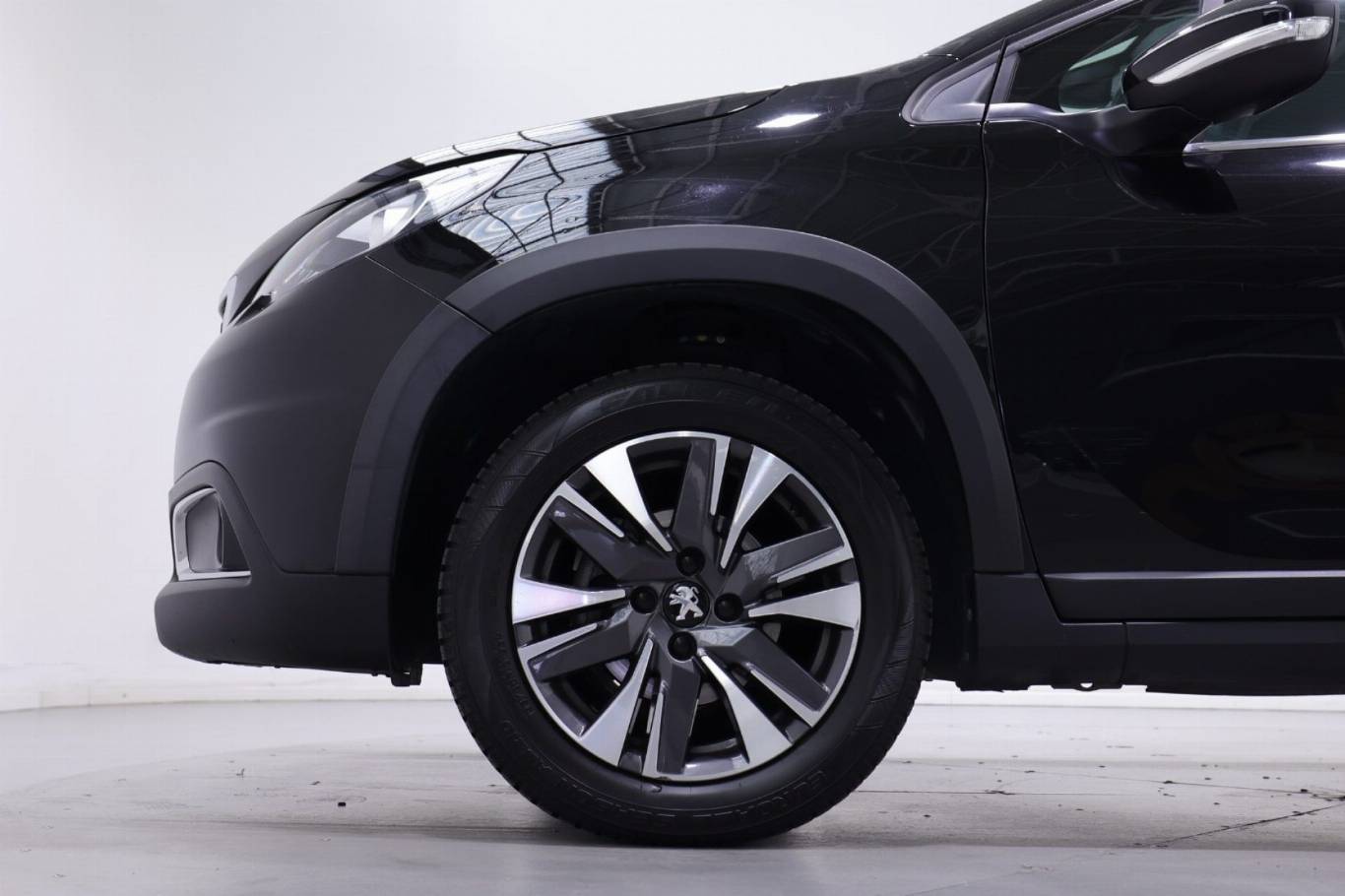PEUGEOT 2008 13