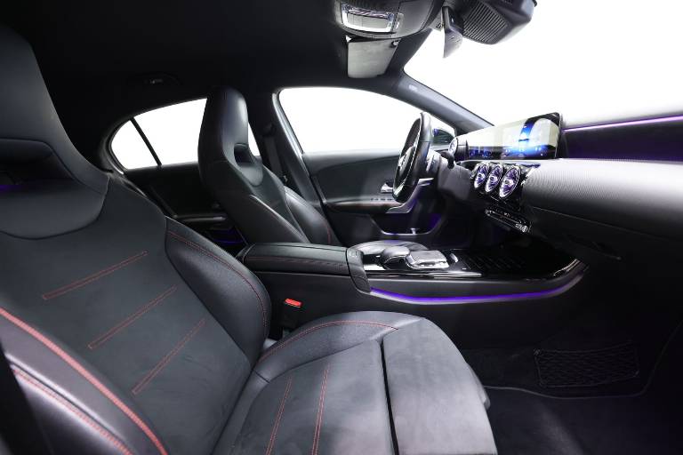 MERCEDES-BENZ Classe A 52